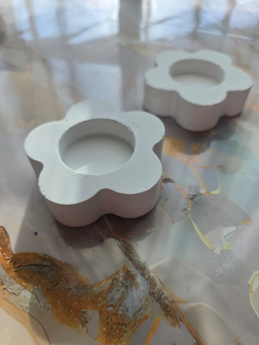 Flower Cement Tealight Holder for Arts & Crafts ( A Pair)